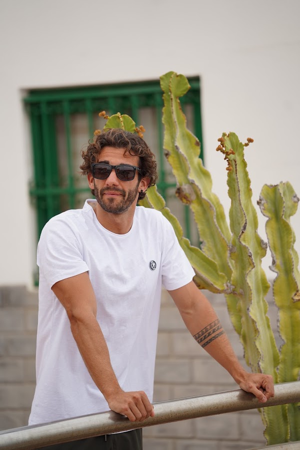 T-shirt blanc abajo