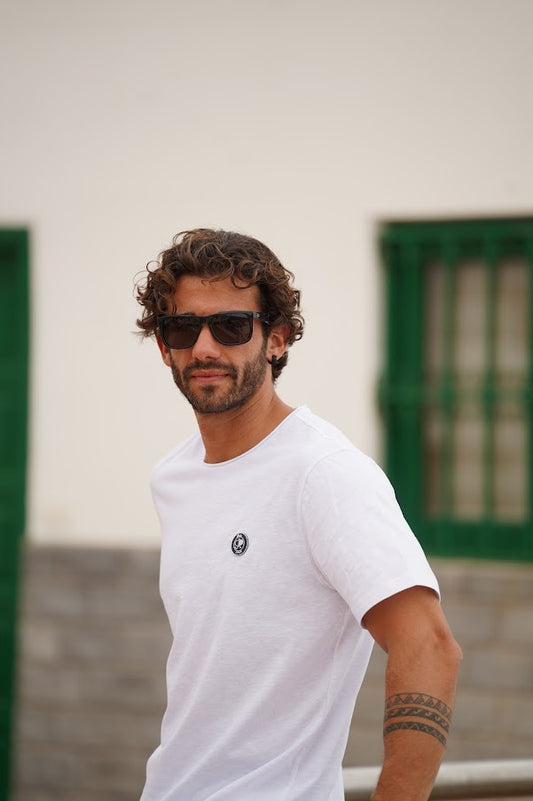 T-shirt blanc abajo