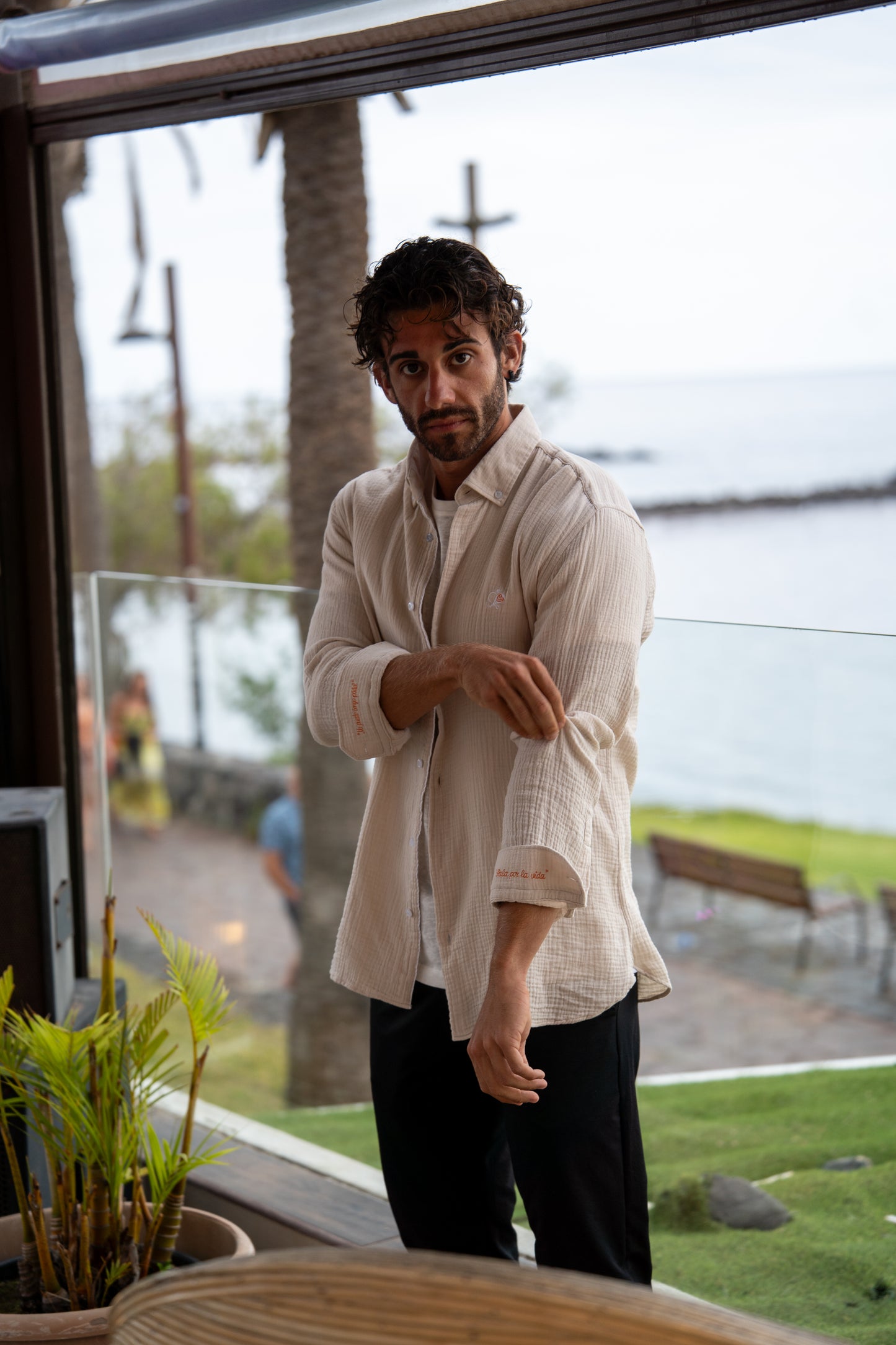 Chemise beige cuchilla