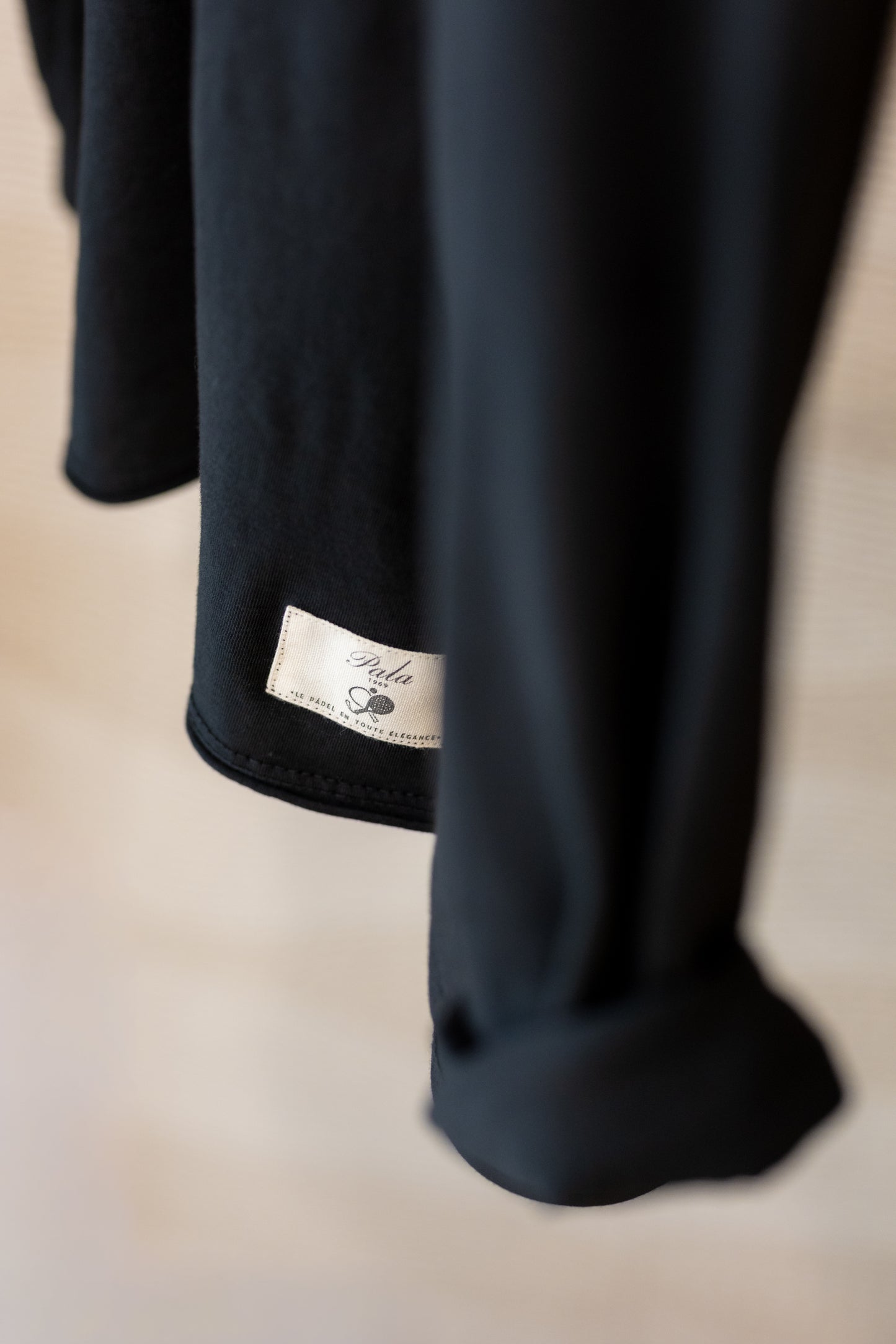 T-shirt noir manche longue